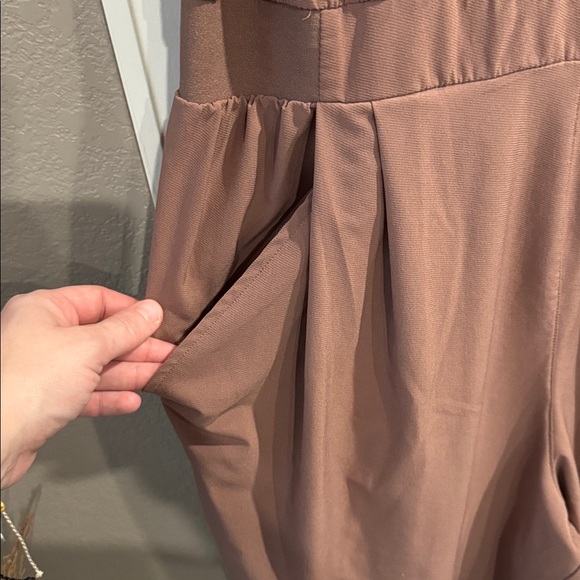 Women's Sleeveless Jumpsuit - Brown/Mauve - Picture 4 of 6